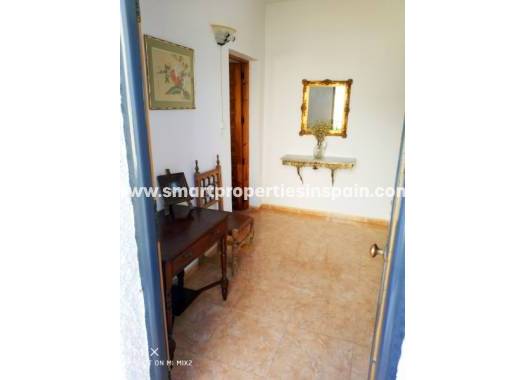 Wederverkoop - Detached Villa - La Marina - Urbanización La Marina