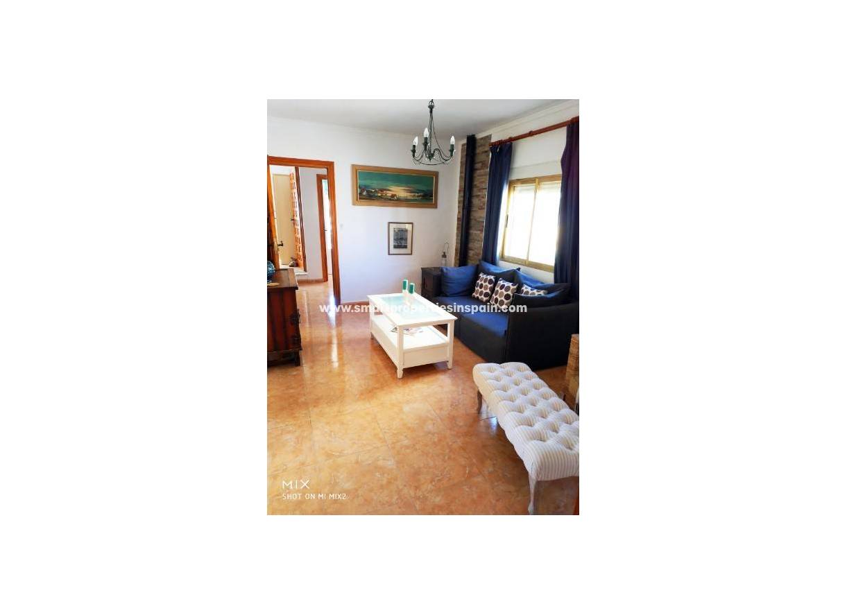 Wederverkoop - Detached Villa - La Marina - Urbanización La Marina