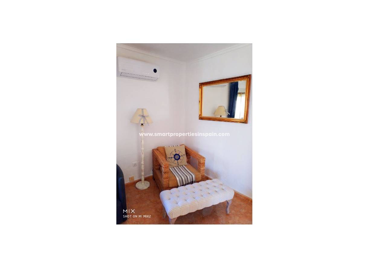 Wederverkoop - Detached Villa - La Marina - Urbanización La Marina