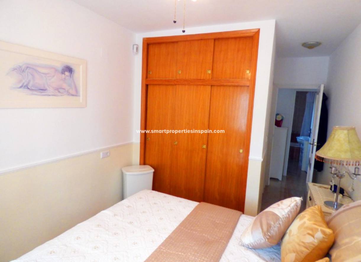 Wederverkoop - Detached Villa - La Marina - Urbanización La Marina