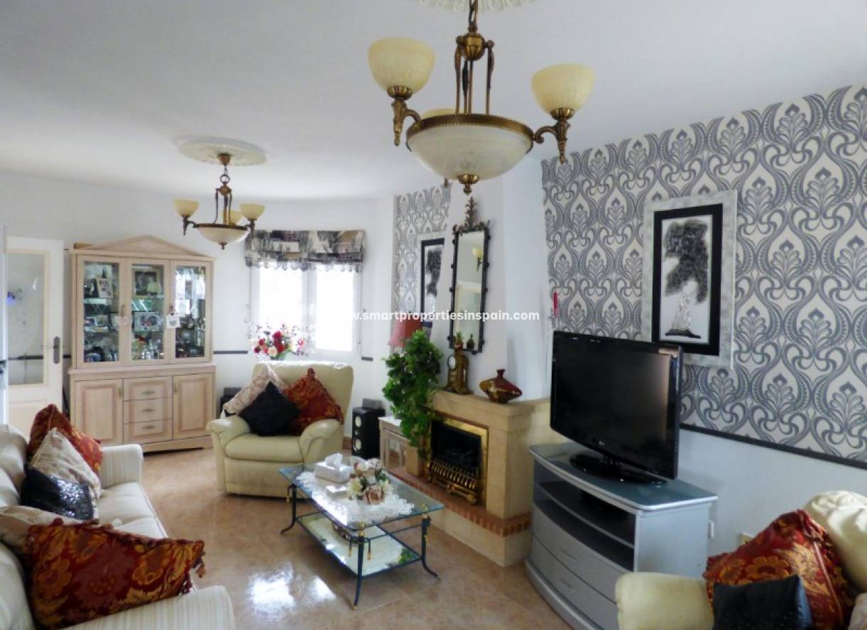 Wederverkoop - Detached Villa - La Marina - Urbanización La Marina