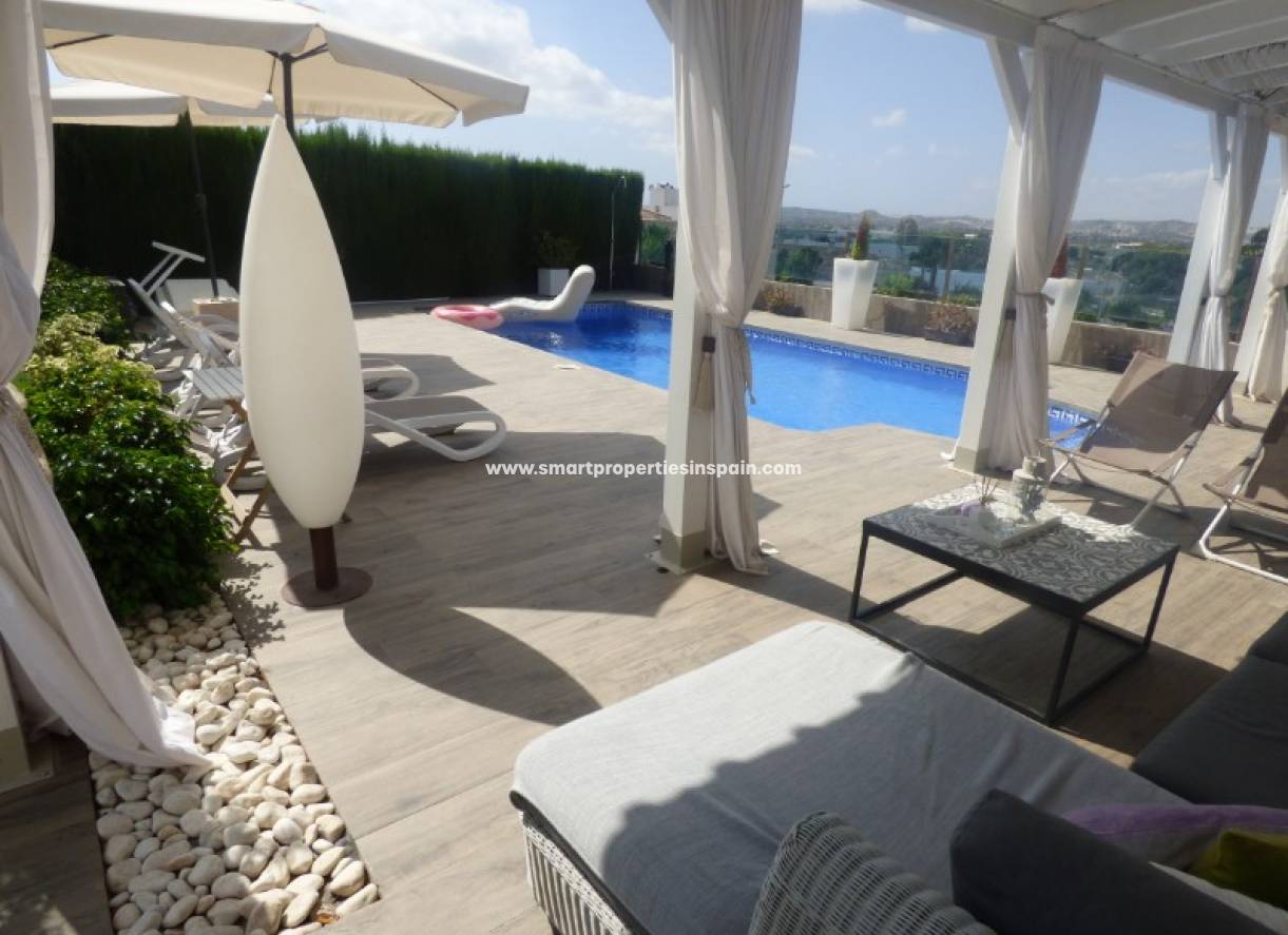 Wederverkoop - Detached Villa - La Marina - Urbanización La Marina