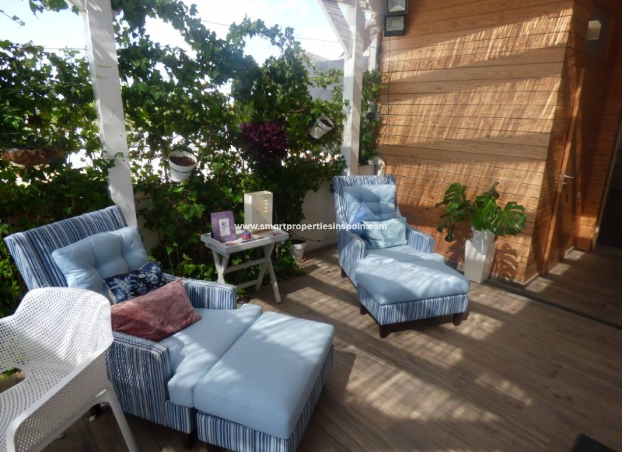 Wederverkoop - Detached Villa - La Marina - Urbanización La Marina