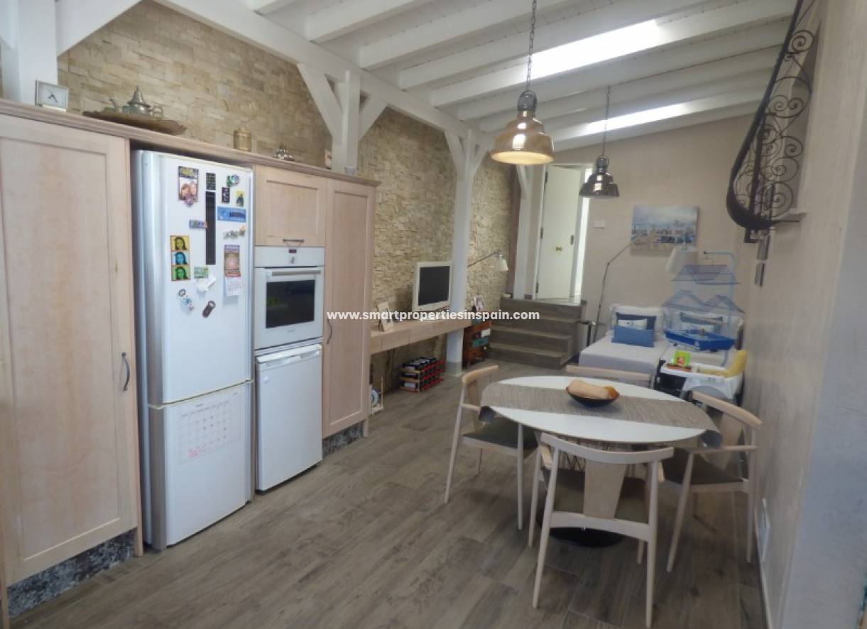 Wederverkoop - Detached Villa - La Marina - Urbanización La Marina