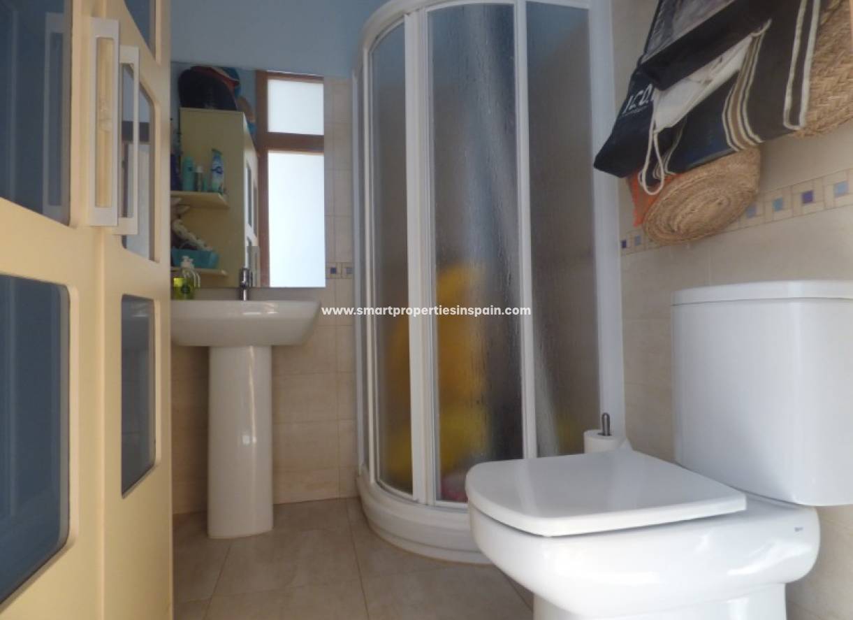 Wederverkoop - Detached Villa - La Marina - Urbanización La Marina