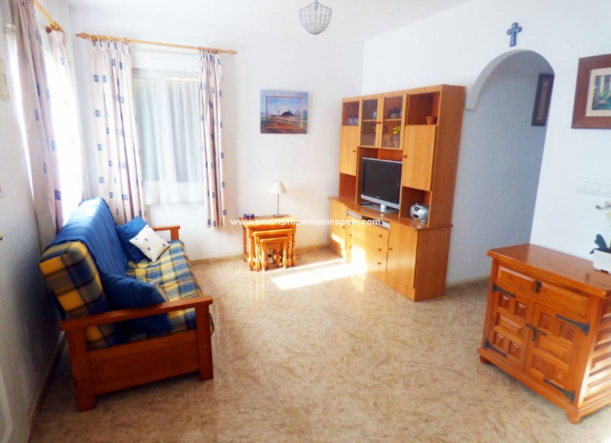 Wederverkoop - Detached Villa - La Marina - Urbanización La Marina