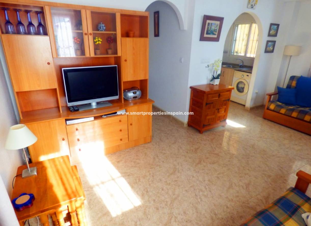 Wederverkoop - Detached Villa - La Marina - Urbanización La Marina