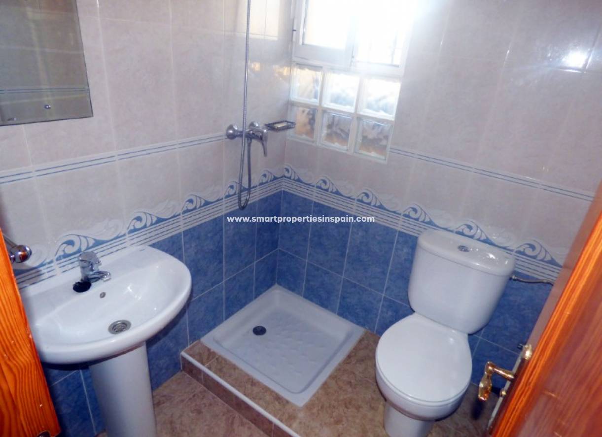 Wederverkoop - Detached Villa - La Marina - Urbanización La Marina