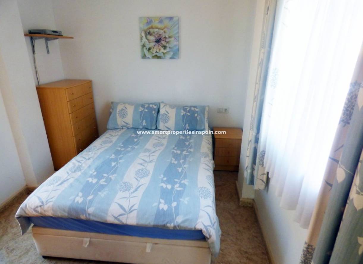 Wederverkoop - Detached Villa - La Marina - Urbanización La Marina
