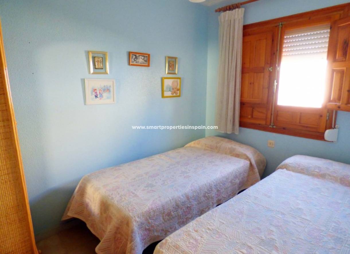 Wederverkoop - Detached Villa - La Marina - Urbanización La Marina