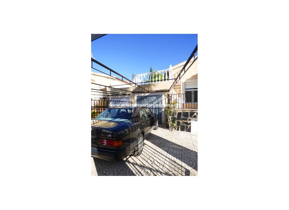 Wederverkoop - Detached Villa - La Marina - Urbanización La Marina