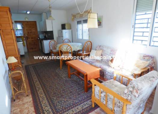 Wederverkoop - Detached Villa - La Marina - Urbanización La Marina