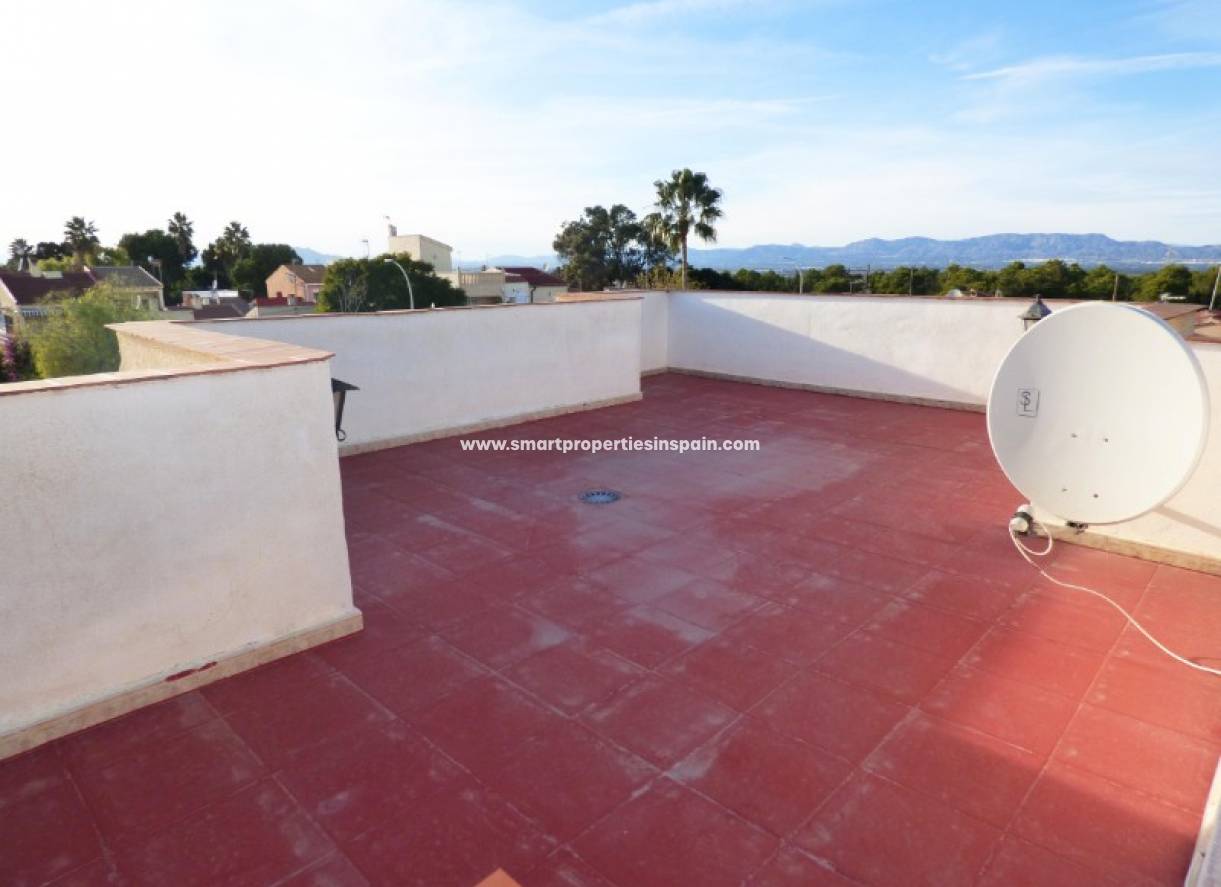 Wederverkoop - Detached Villa - La Marina - Urbanización La Marina