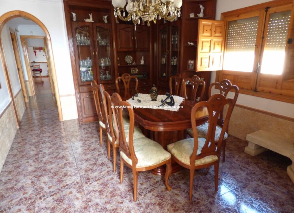 Wederverkoop - Detached Villa - La Marina - Urbanización La Marina