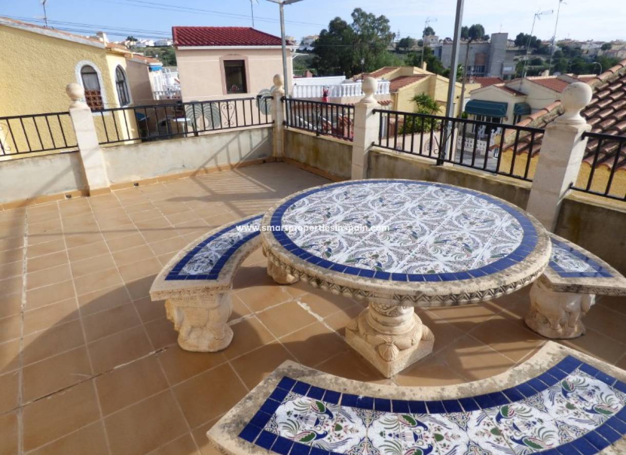 Wederverkoop - Detached Villa - La Marina - Urbanización La Marina