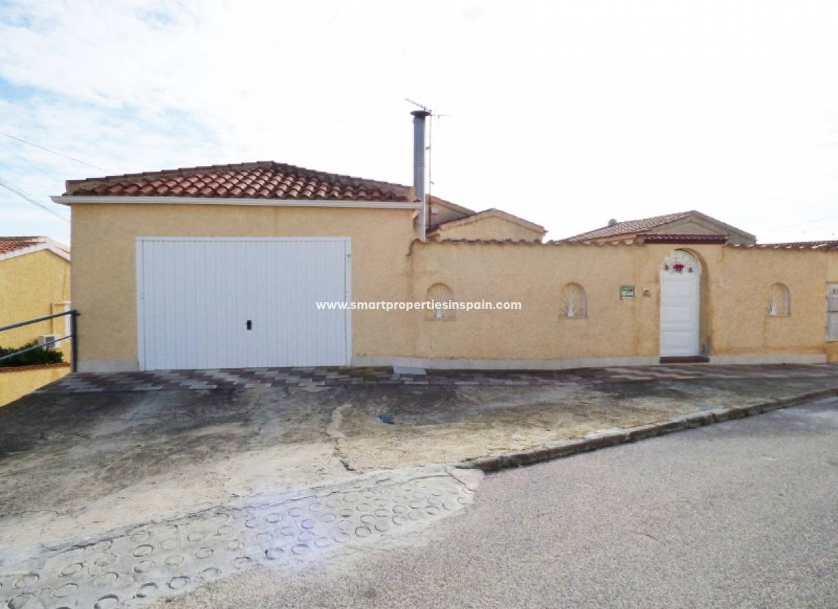 Wederverkoop - Detached Villa - La Marina - Urbanización La Marina