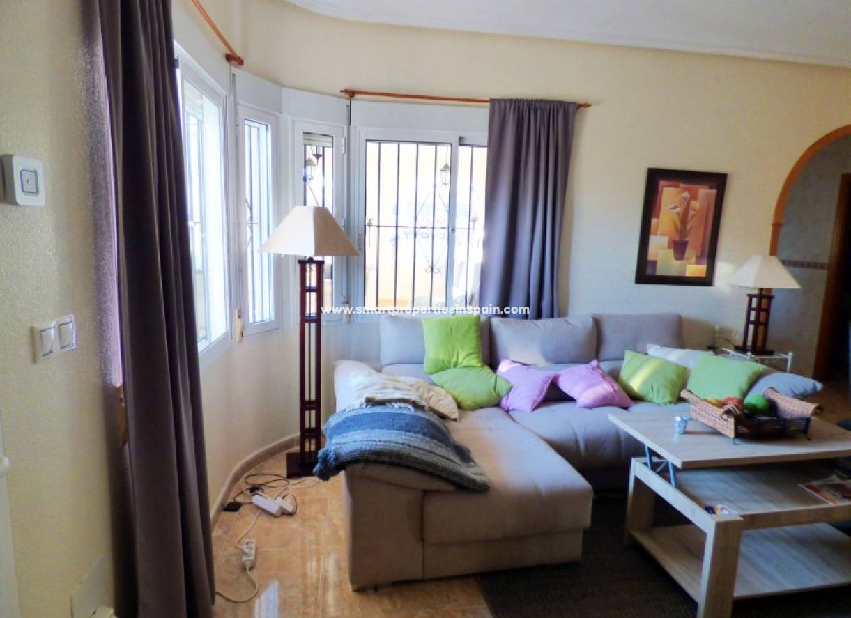Wederverkoop - Detached Villa - La Marina - Urbanización La Marina