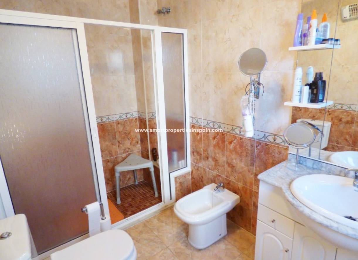 Wederverkoop - Detached Villa - La Marina - Urbanización La Marina
