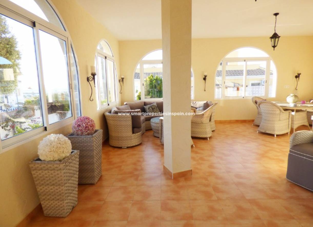 Wederverkoop - Detached Villa - La Marina - Urbanización La Marina