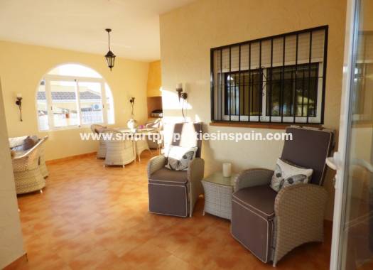 Wederverkoop - Detached Villa - La Marina - Urbanización La Marina