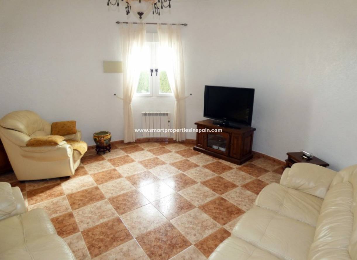 Wederverkoop - Detached Villa - La Marina - Urbanización La Marina