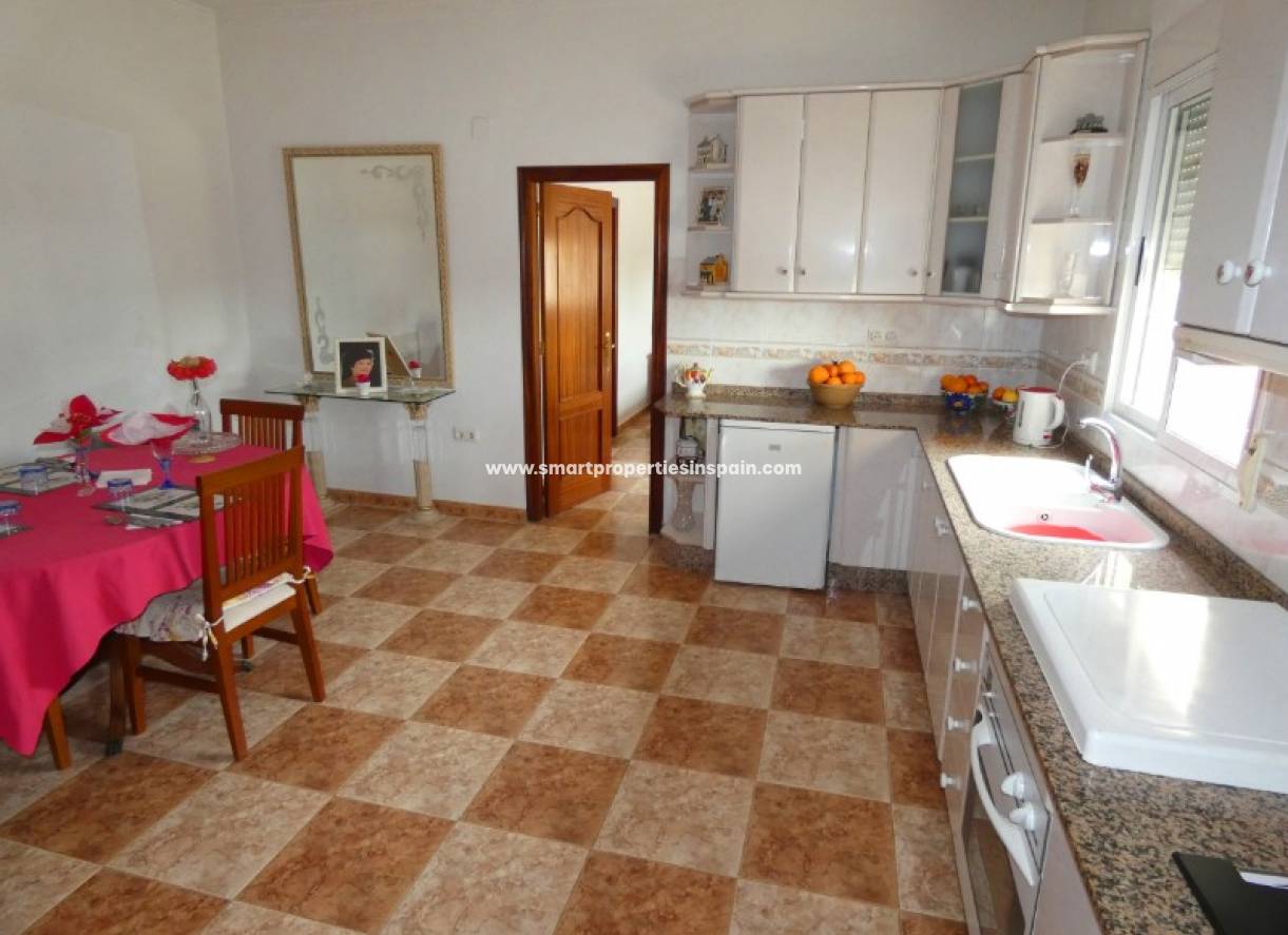 Wederverkoop - Detached Villa - La Marina - Urbanización La Marina