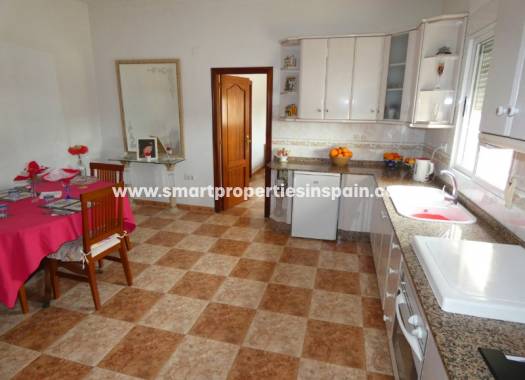 Wederverkoop - Detached Villa - La Marina - Urbanización La Marina