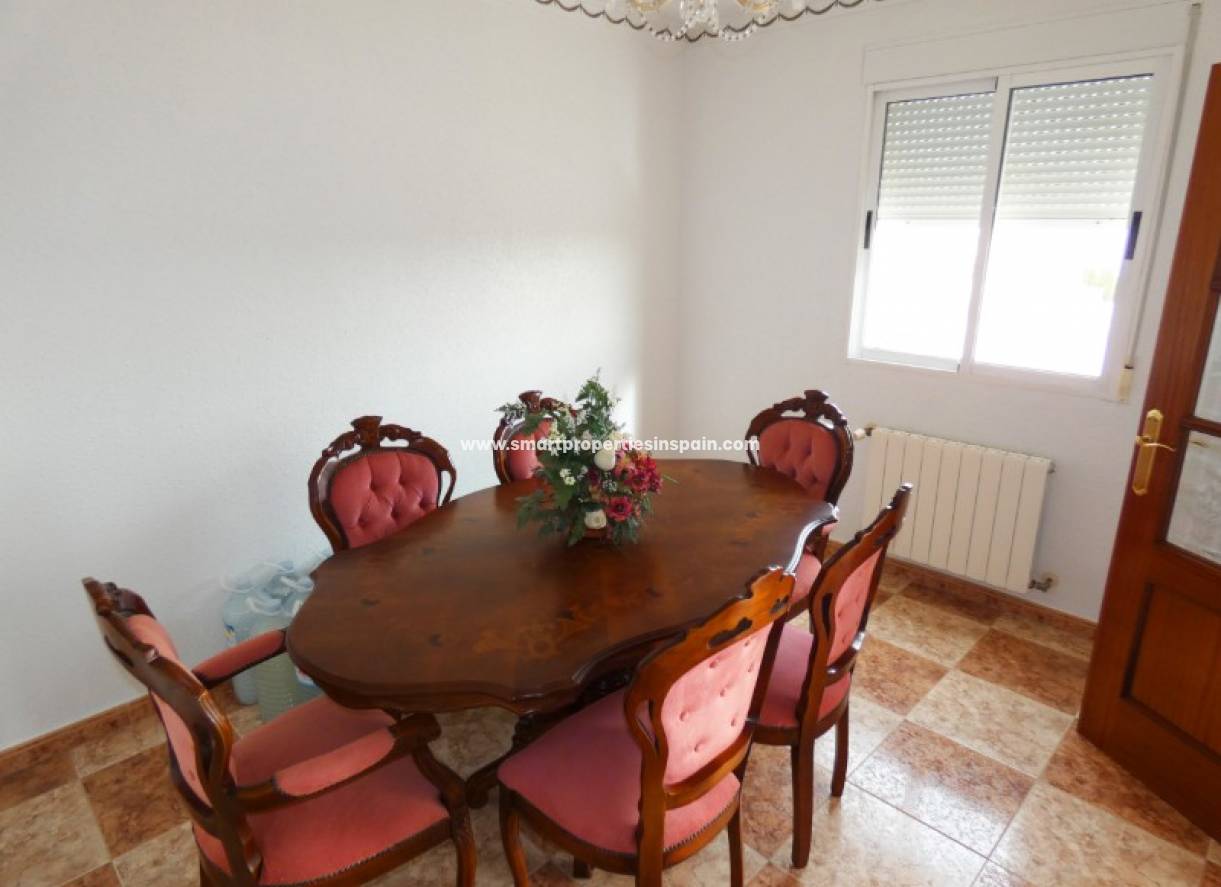 Wederverkoop - Detached Villa - La Marina - Urbanización La Marina