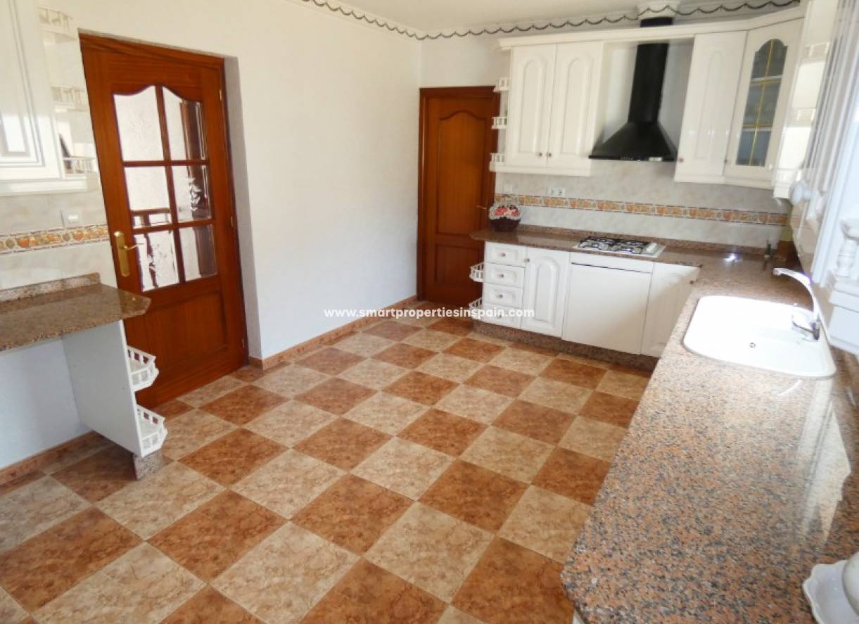 Wederverkoop - Detached Villa - La Marina - Urbanización La Marina