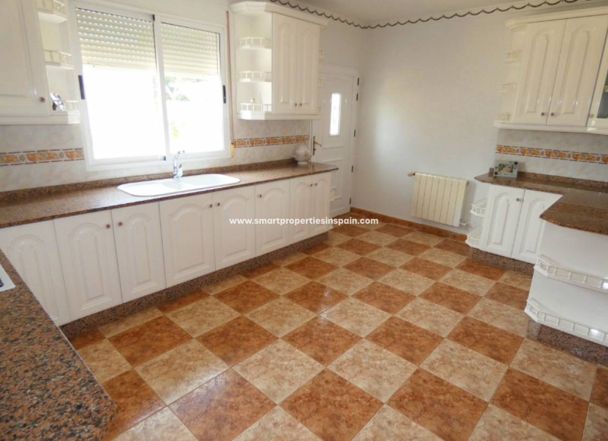 Wederverkoop - Detached Villa - La Marina - Urbanización La Marina