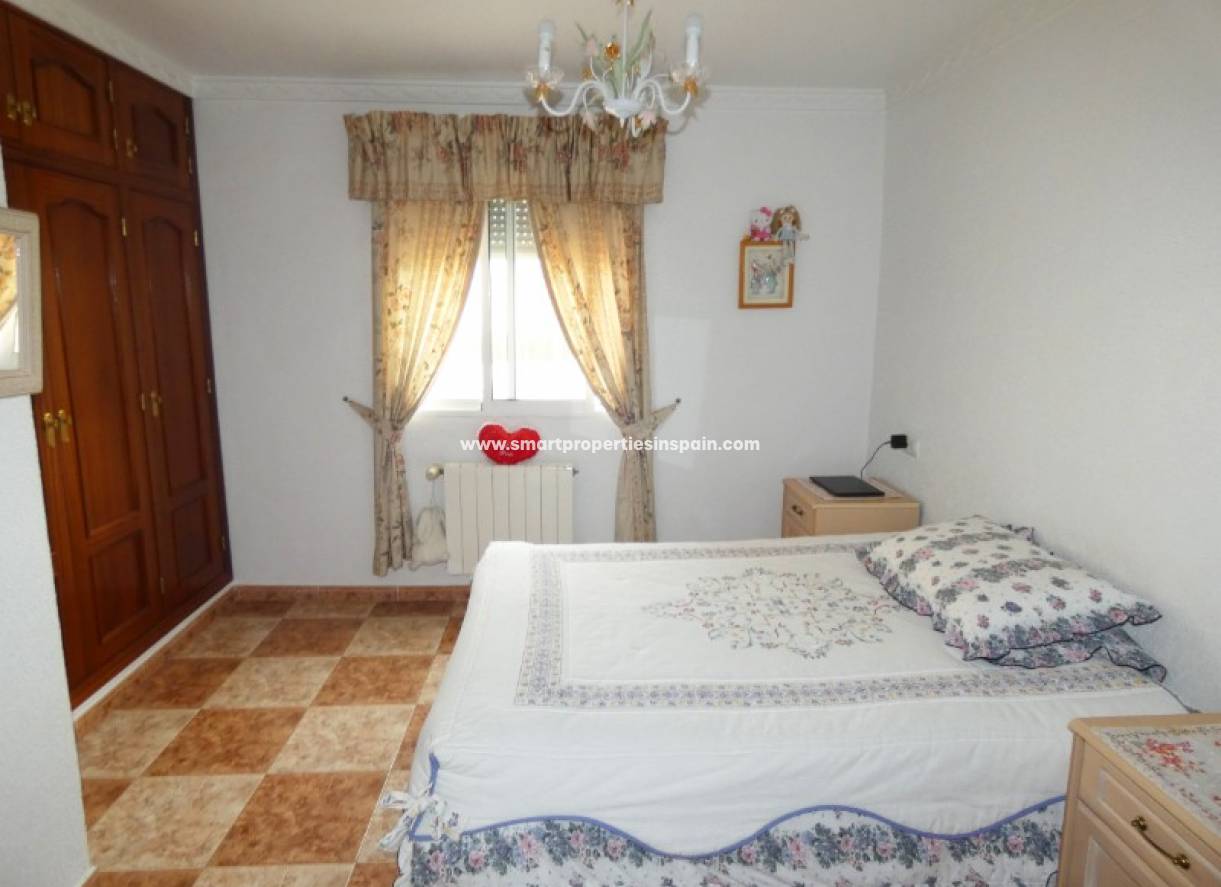 Wederverkoop - Detached Villa - La Marina - Urbanización La Marina