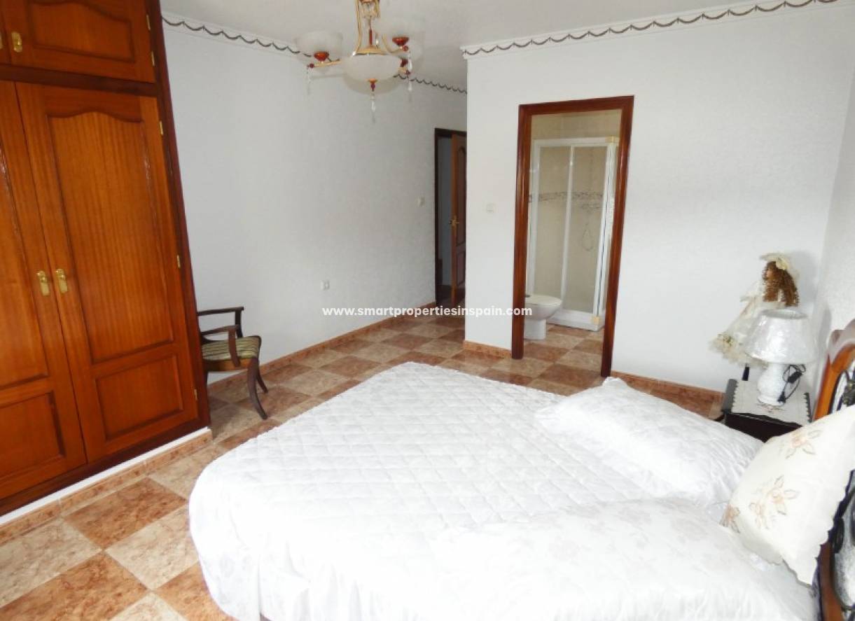 Wederverkoop - Detached Villa - La Marina - Urbanización La Marina