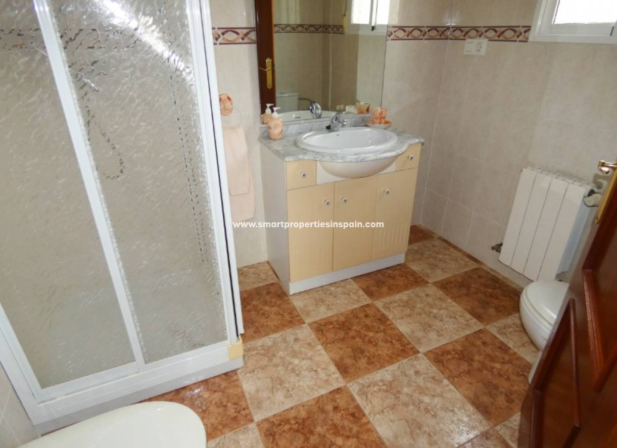 Wederverkoop - Detached Villa - La Marina - Urbanización La Marina