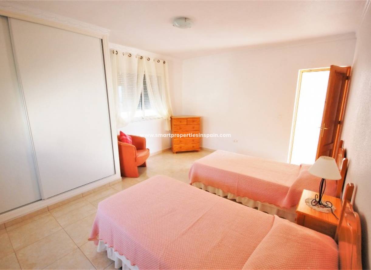Wederverkoop - Detached Villa - La Marina - Urbanización La Marina