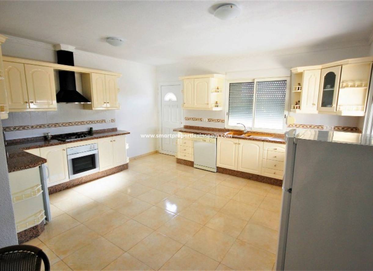 Wederverkoop - Detached Villa - La Marina - Urbanización La Marina