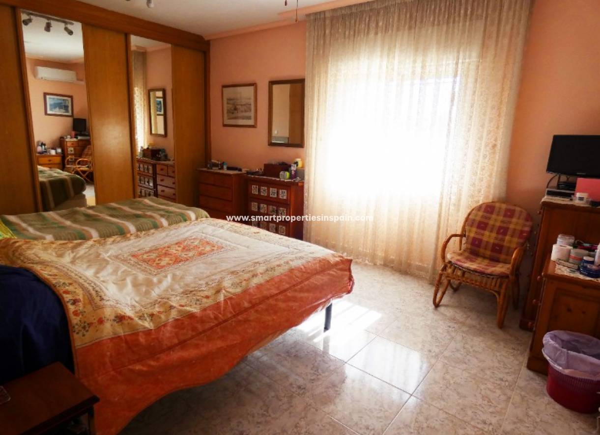 Wederverkoop - Detached Villa - La Marina - Urbanización La Marina