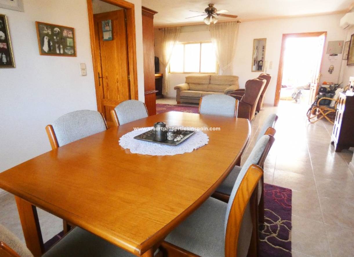Wederverkoop - Detached Villa - La Marina - Urbanización La Marina