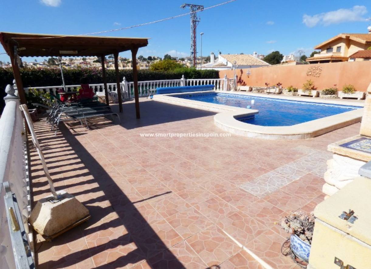 Wederverkoop - Detached Villa - La Marina - Urbanización La Marina