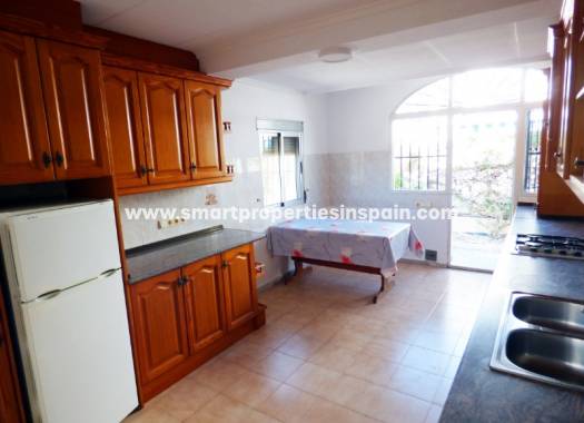 Wederverkoop - Detached Villa - La Marina - Urbanización La Marina