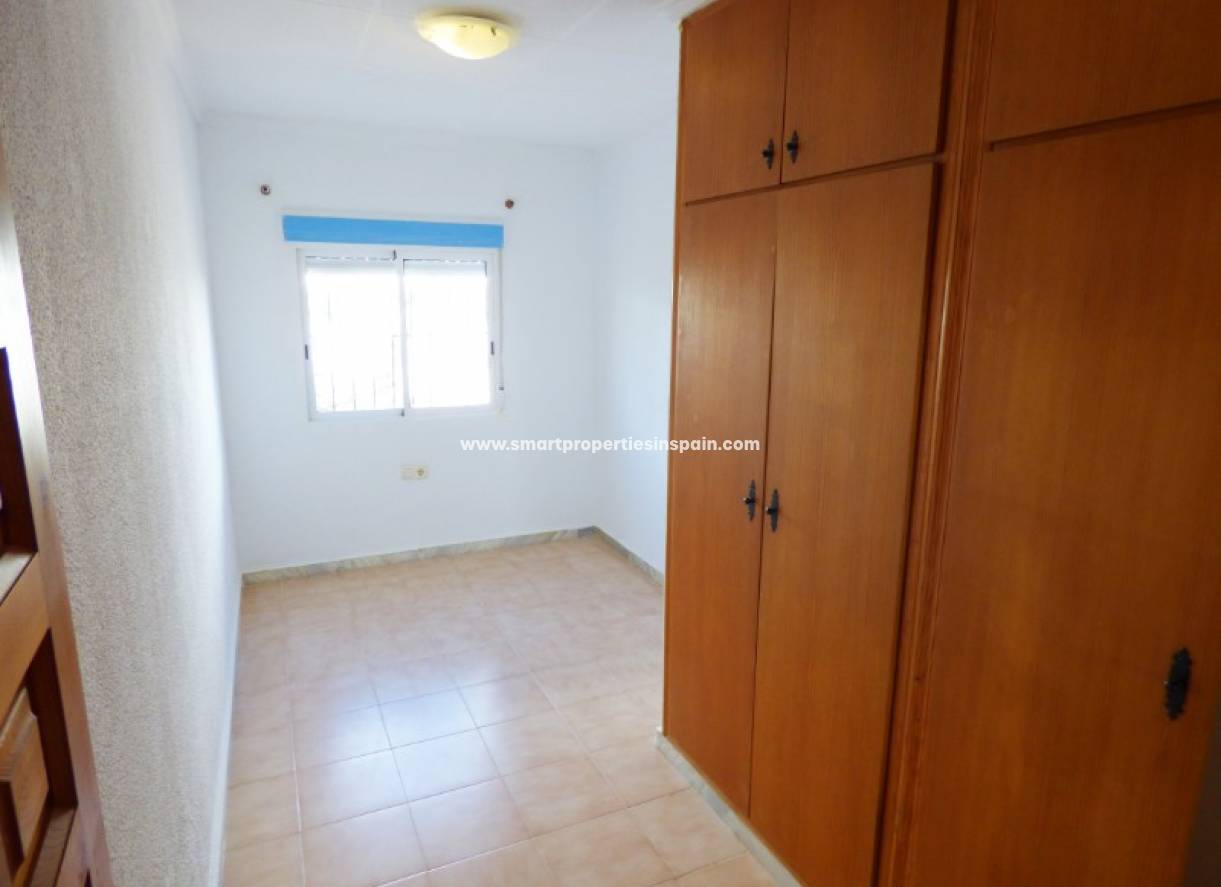 Wederverkoop - Detached Villa - La Marina - Urbanización La Marina