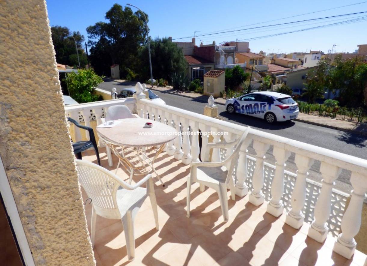 Wederverkoop - Detached Villa - La Marina - Urbanización La Marina