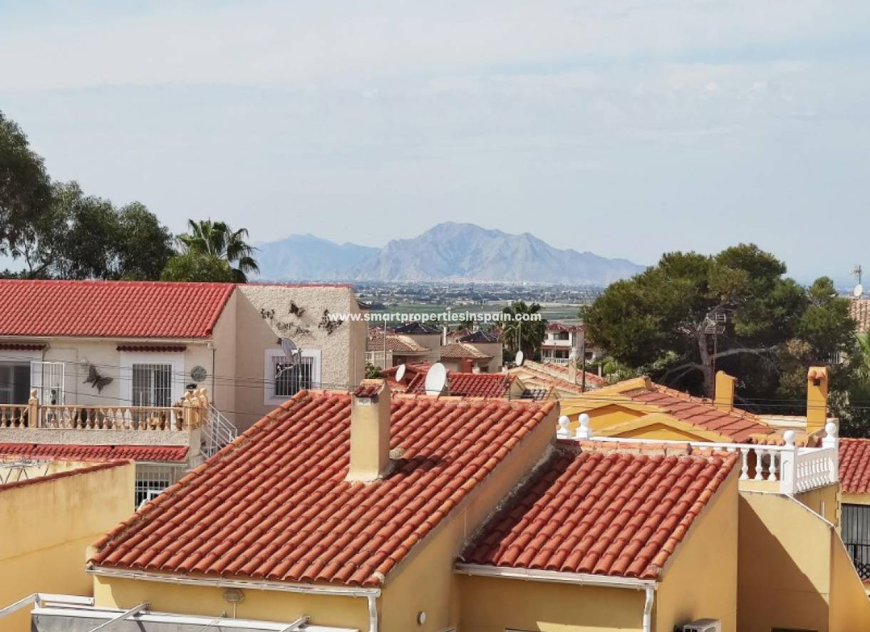 Wederverkoop - Detached Villa - La Marina - Urbanización La Marina