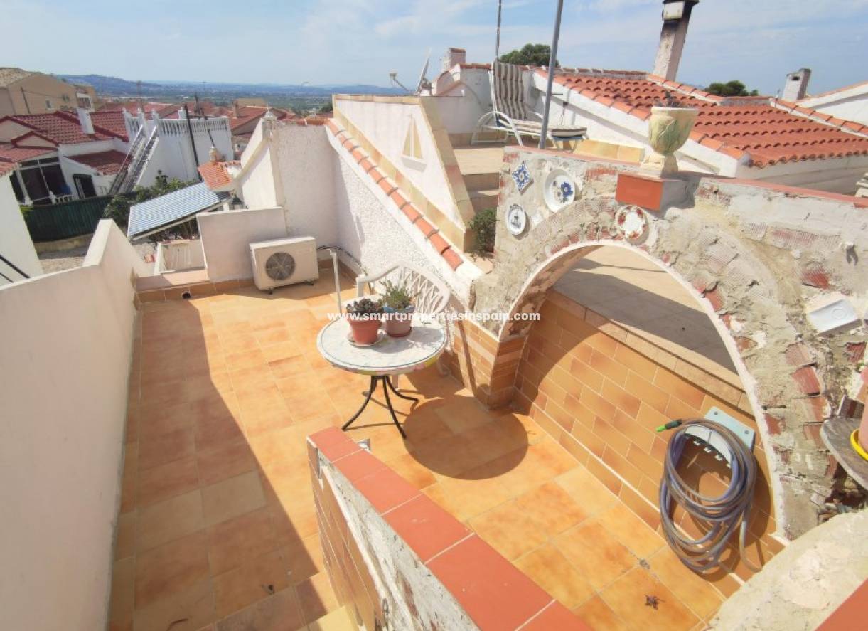 Wederverkoop - Detached Villa - La Marina - Urbanización La Marina