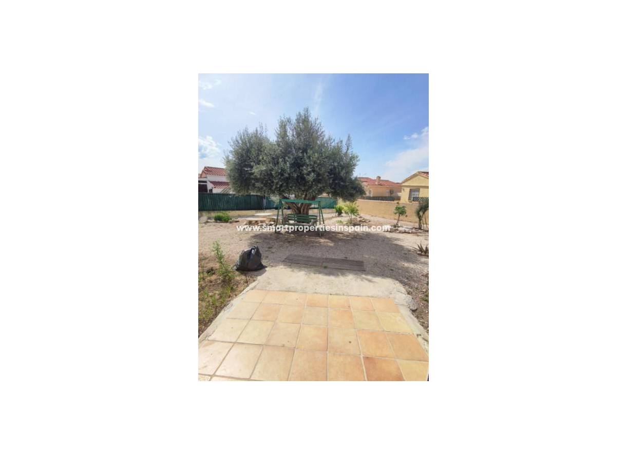 Wederverkoop - Detached Villa - La Marina - Urbanización La Marina