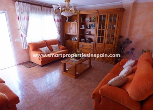 Wederverkoop - Detached Villa - La Marina - Urbanización La Marina