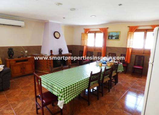 Wederverkoop - Detached Villa - La Marina - Urbanización La Marina