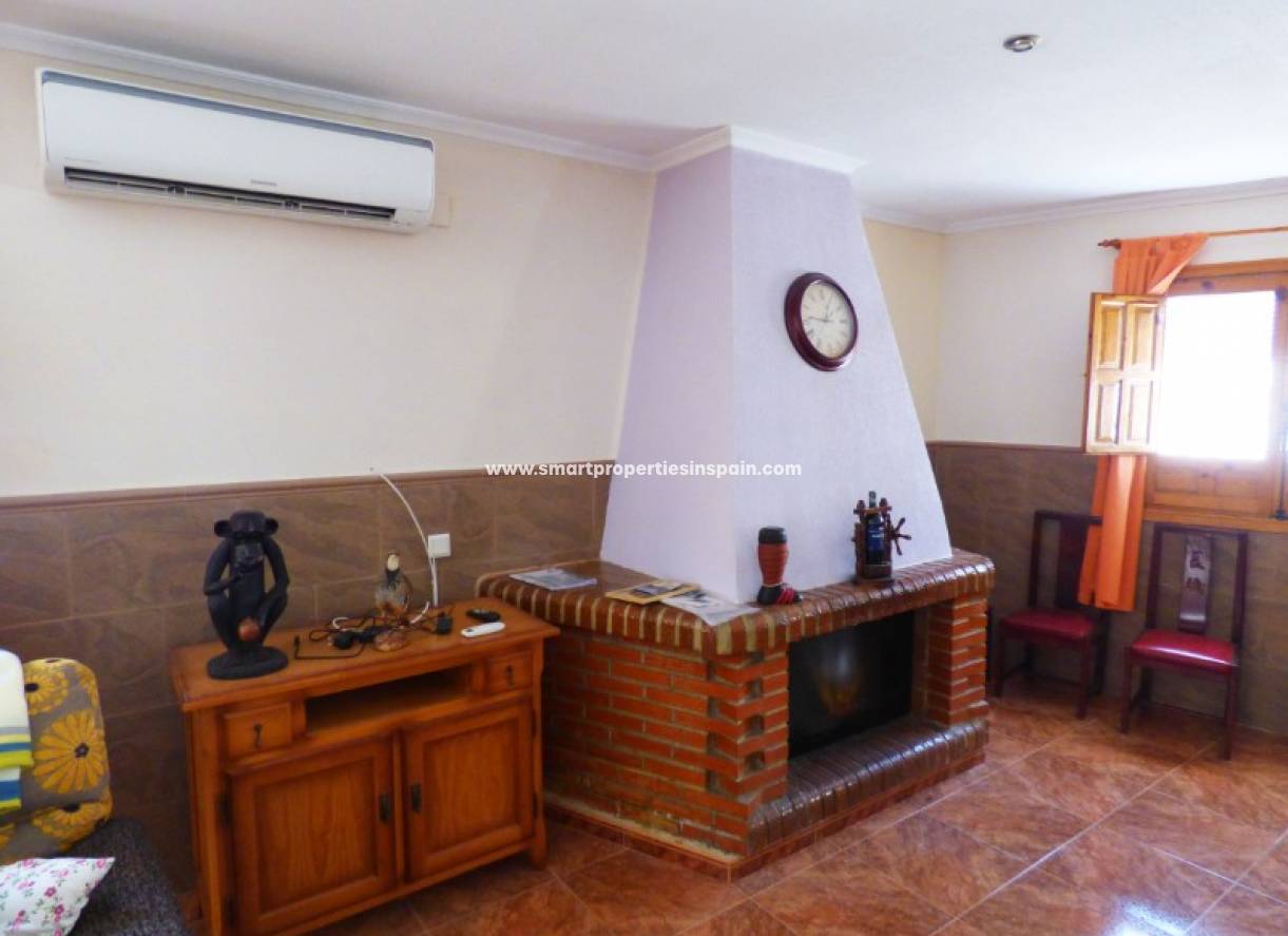 Wederverkoop - Detached Villa - La Marina - Urbanización La Marina