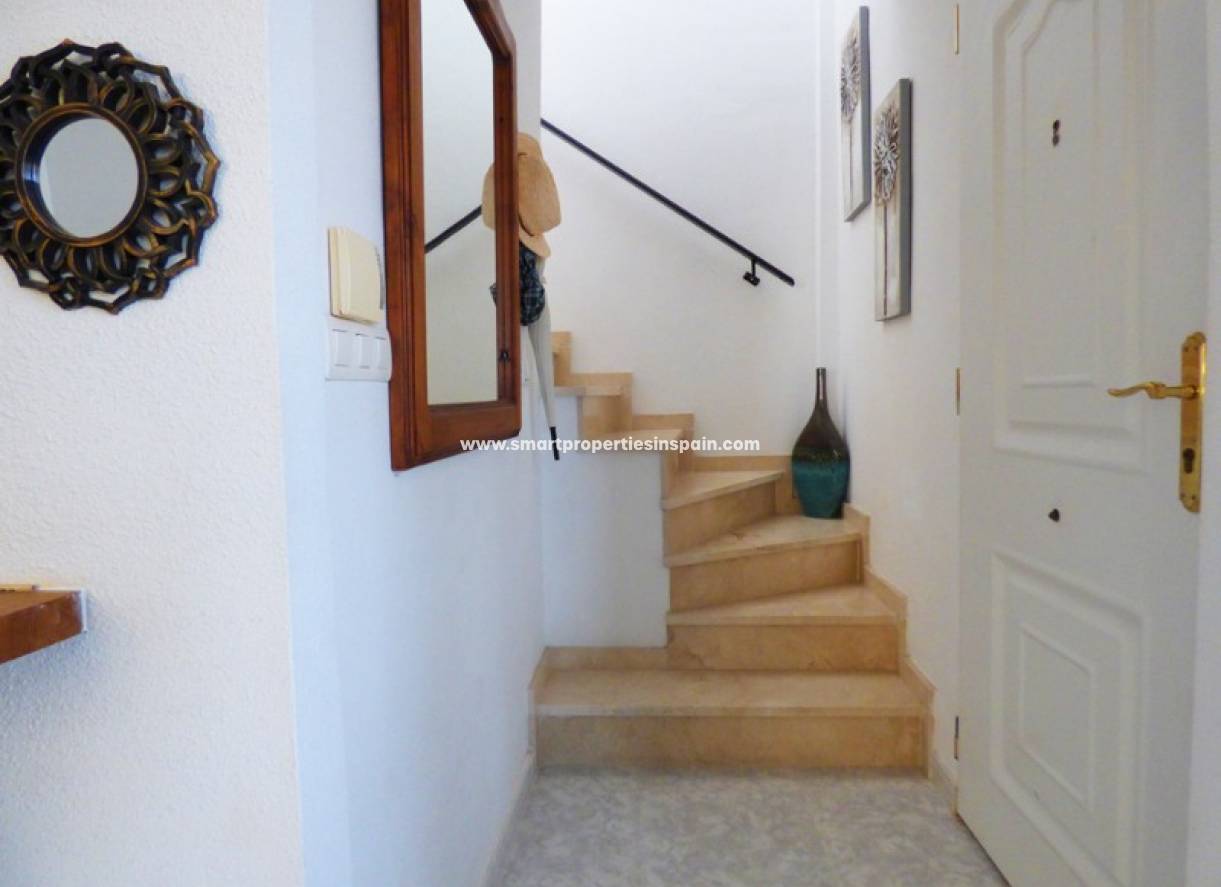 Wederverkoop - Detached Villa - La Marina - Urbanización La Marina