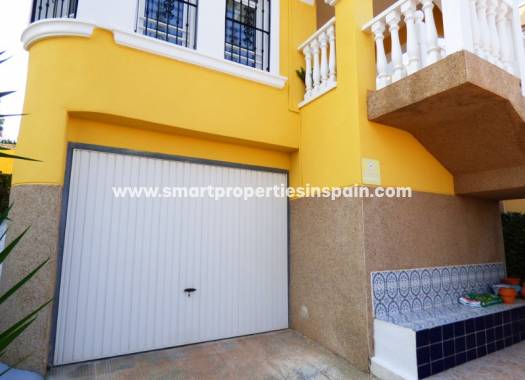 Wederverkoop - Detached Villa - La Marina - Urbanización La Marina