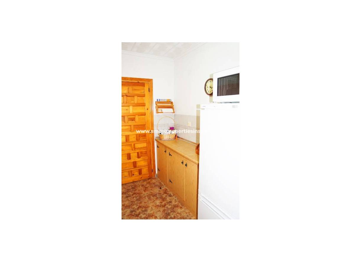 Wederverkoop - Detached Villa - La Marina - Urbanización La Marina
